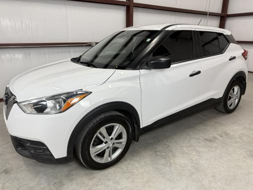 2020 Nissan Kicks S