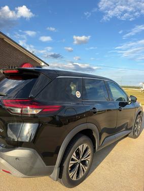 Black 2021 Nissan Rogue SV