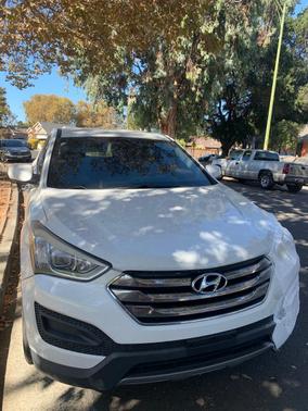 White 2014 Hyundai Santa Fe Sport 2.4L