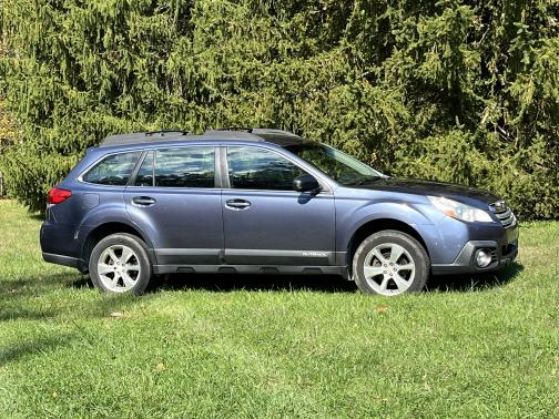 2014 Subaru Outback 2.5i