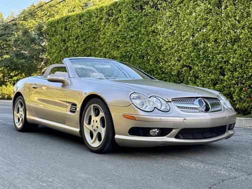 Beige 2004 Mercedes-Benz SL-Class SL600 Roadster