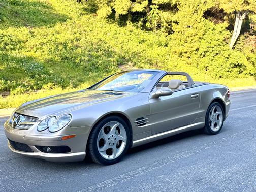 Beige 2004 Mercedes-Benz SL-Class SL600 Roadster