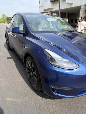 Blue 2023 Tesla Model Y Performance