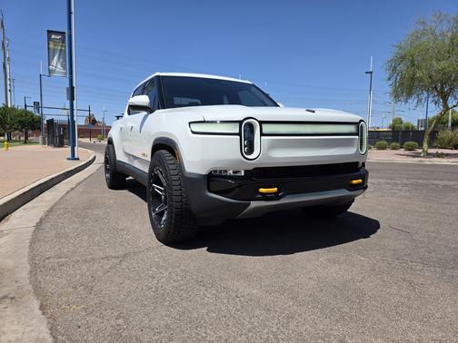 2022 Rivian R1T Adventure Package