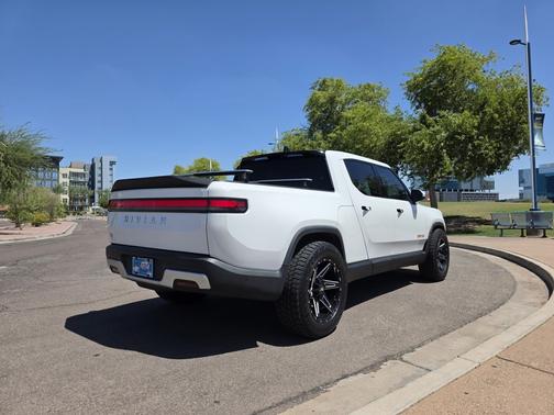 2022 Rivian R1T Adventure Package