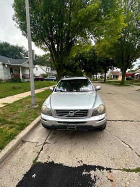 Silver 2010 Volvo XC90 3.2