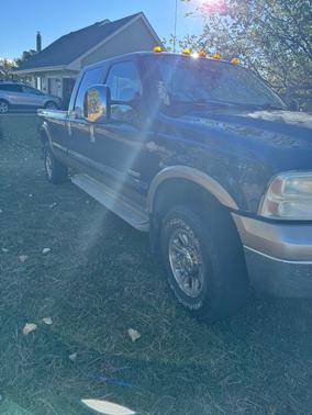 2006 Ford F-250 Lariat Crew Cab Super Duty