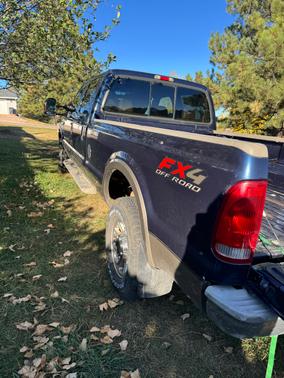 2006 Ford F-250 Lariat Crew Cab Super Duty