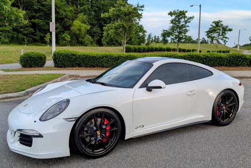 2015 Porsche 911 Carrera GTS