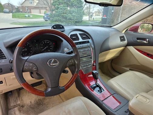 Red 2008 Lexus ES 350 Base