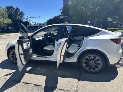 2021 Tesla Model Y Long Range