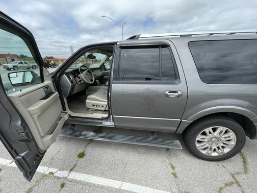 Gray 2014 Ford Expedition EL Limited