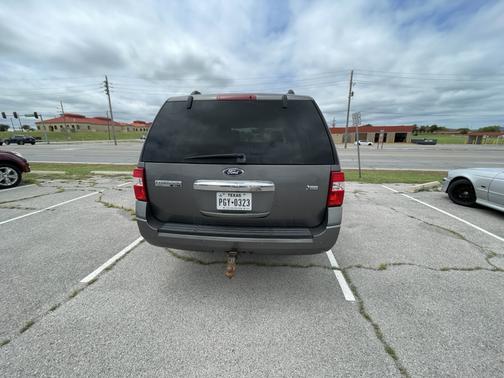 Gray 2014 Ford Expedition EL Limited