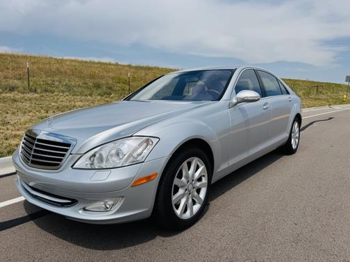 2008 Mercedes-Benz S-Class S 550 4MATIC