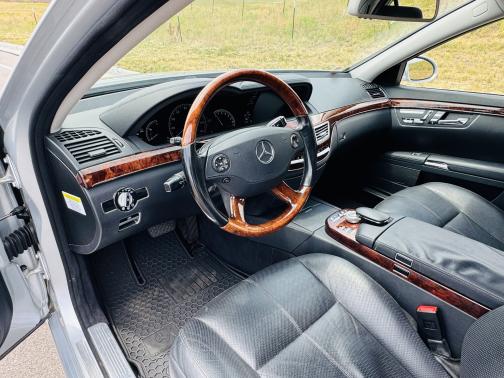 2008 Mercedes-Benz S-Class S 550 4MATIC