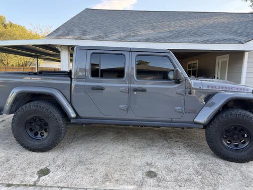 Gray 2021 Jeep Gladiator Rubicon