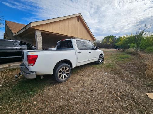 2008 Nissan Titan LE