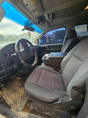2008 Nissan Titan LE