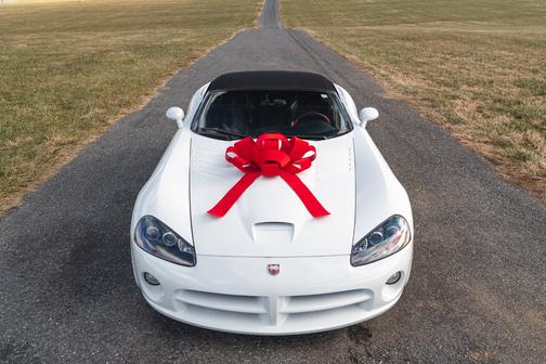 2004 Dodge Viper SRT-10