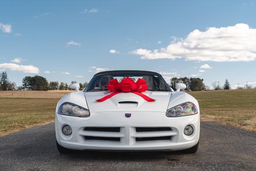 2004 Dodge Viper SRT-10
