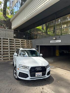White 2016 Audi Q3 2.0T Prestige