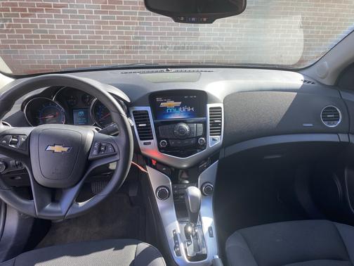 2015 Chevrolet Cruze 1LT