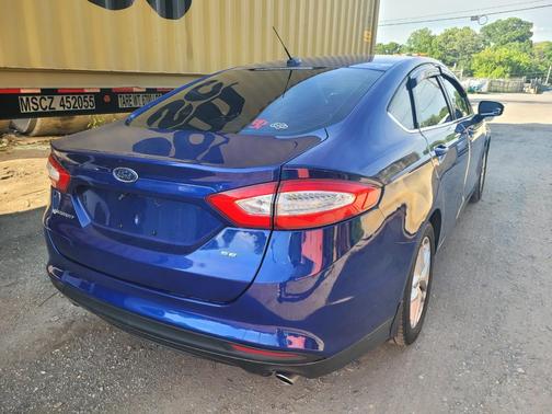 Blue 2016 Ford Fusion SE
