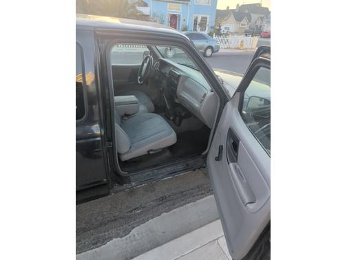 1999 Ford Ranger XL SuperCab