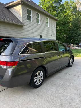 Gray 2014 Honda Odyssey EX-L