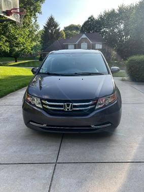 Gray 2014 Honda Odyssey EX-L