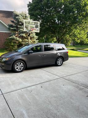 Gray 2014 Honda Odyssey EX-L