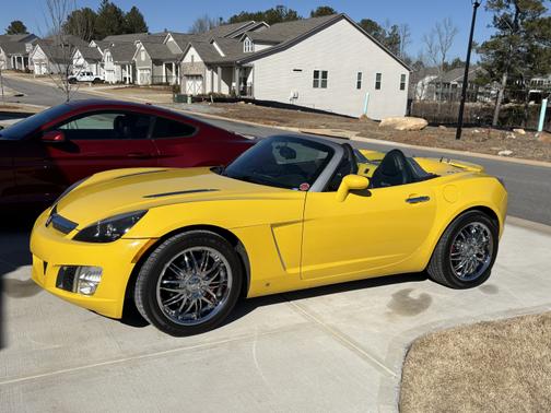 2008 Saturn Sky Red Line