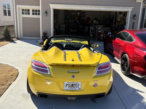 2008 Saturn Sky Red Line