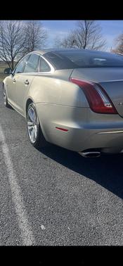 2012 Jaguar XJ Base