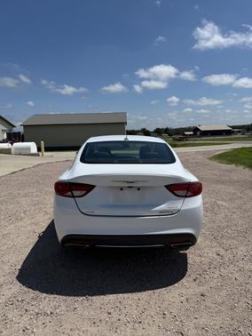2015 Chrysler 200 C
