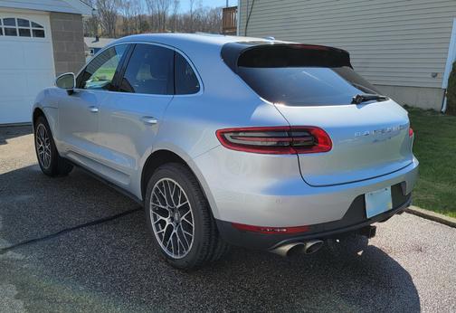 Silver 2015 Porsche Macan Macan S