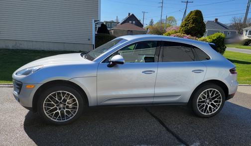 Silver 2015 Porsche Macan Macan S