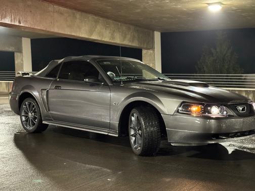 2003 Ford Mustang GT Premium