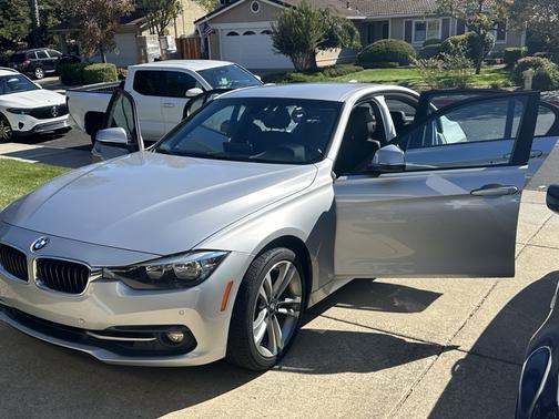 2016 BMW 328 i