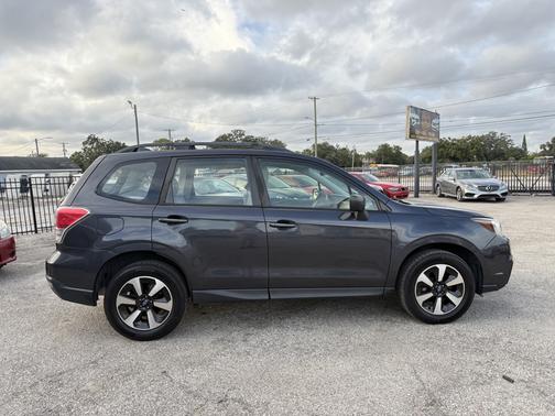 2017 Subaru Forester 2.5i