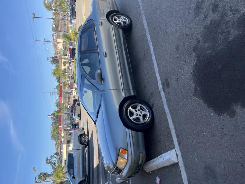 1999 Toyota Avalon XLS