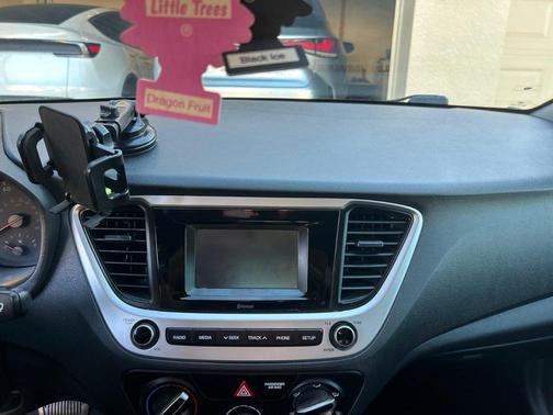 Blue 2022 Hyundai Accent SE