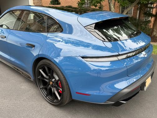 2023 Porsche Taycan Taycan GTS