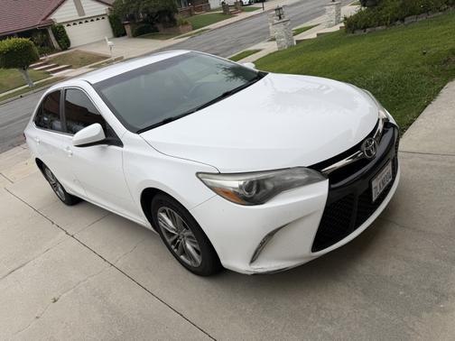 2015 Toyota Camry SE
