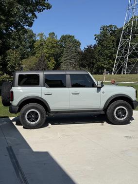 2023 Ford Bronco Outer Banks Advanced
