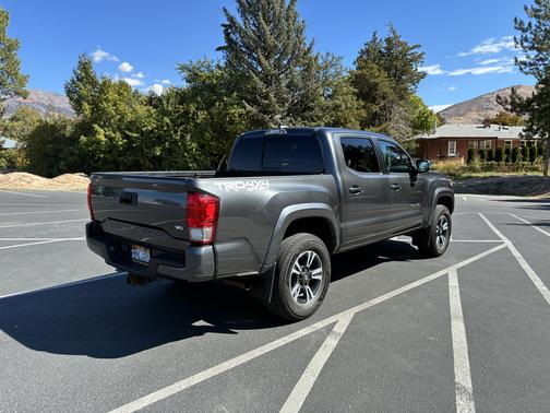 2017 Toyota Tacoma TRD Sport