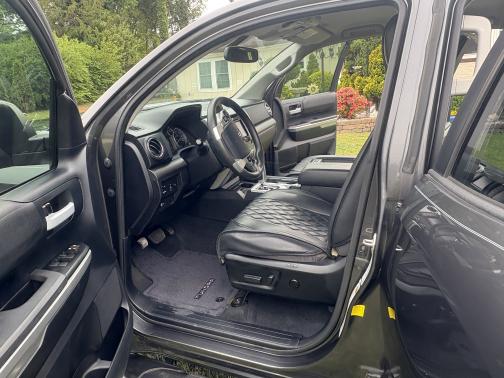 2014 Toyota Tundra SR5