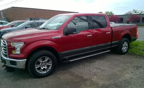 Red 2016 Ford F-150 XLT