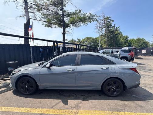 Gray 2023 Hyundai ELANTRA SEL