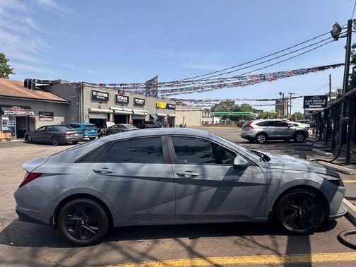 Gray 2023 Hyundai ELANTRA SEL